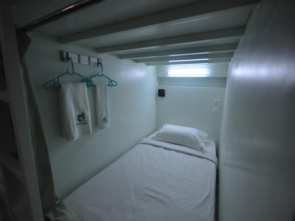 Hostel Latha Янгон Екстер'єр фото
