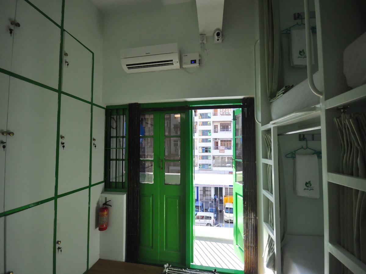 Hostel Latha Янгон Екстер'єр фото