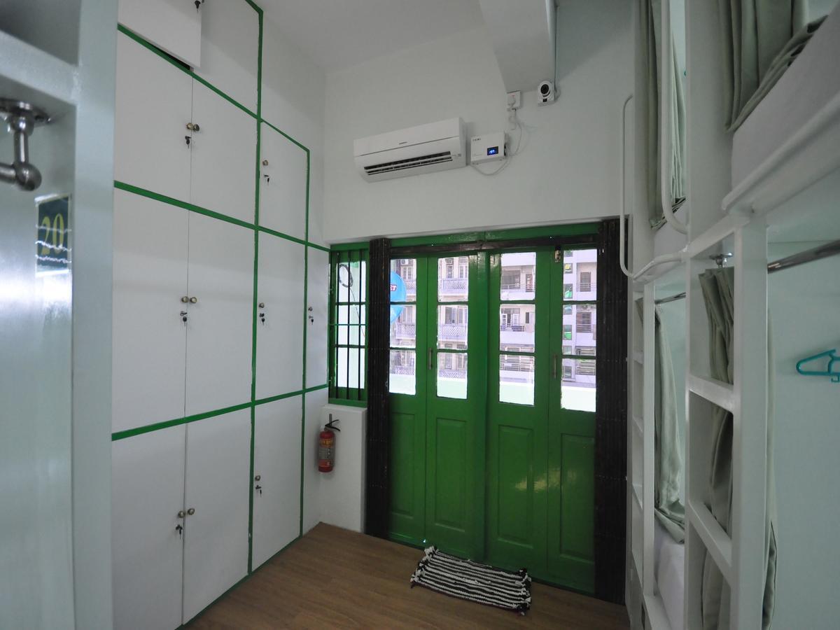 Hostel Latha Янгон Екстер'єр фото